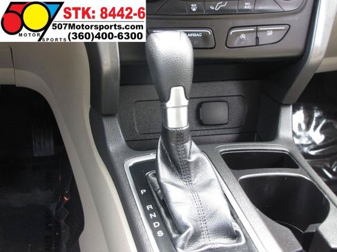 Used 2017 Ford Escape SE FWD image 21