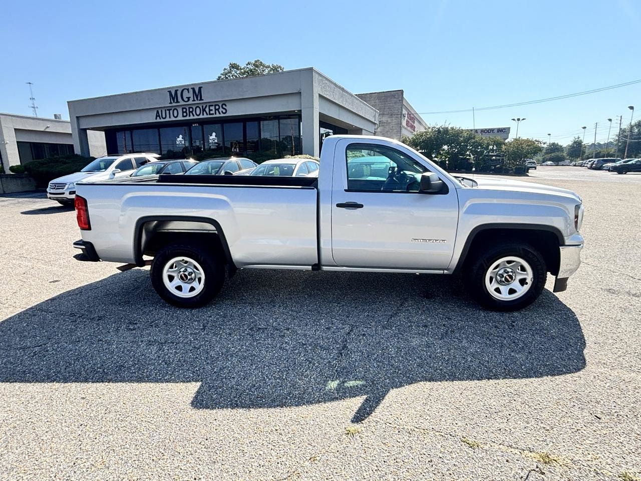 Used 2018 GMC Sierra 1500 2WD Regular Cab image 34