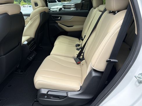 Used 2023 Acura MDX SH-AWD image 22