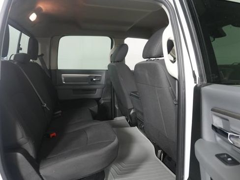 Used 2019 RAM 1500 Warlock AWD/4WD image 28