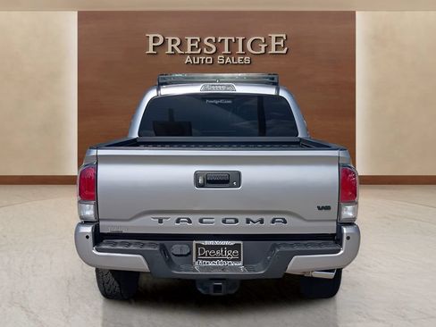 Used 2020 Toyota Tacoma TRD Off-Road w/ Technology Package RWD image 33