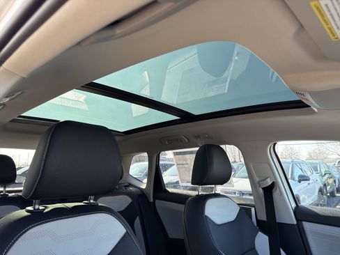 New 2026 Volkswagen Taos SEL image 26