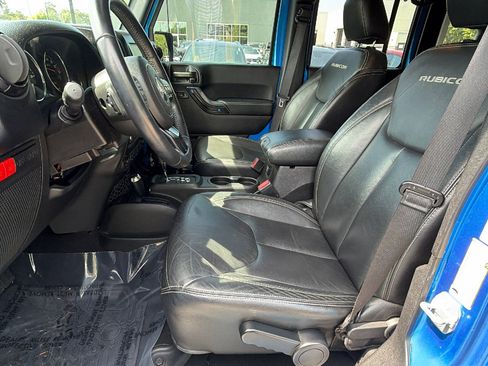 Used 2016 Jeep Wrangler Unlimited Rubicon AWD/4WD image 16
