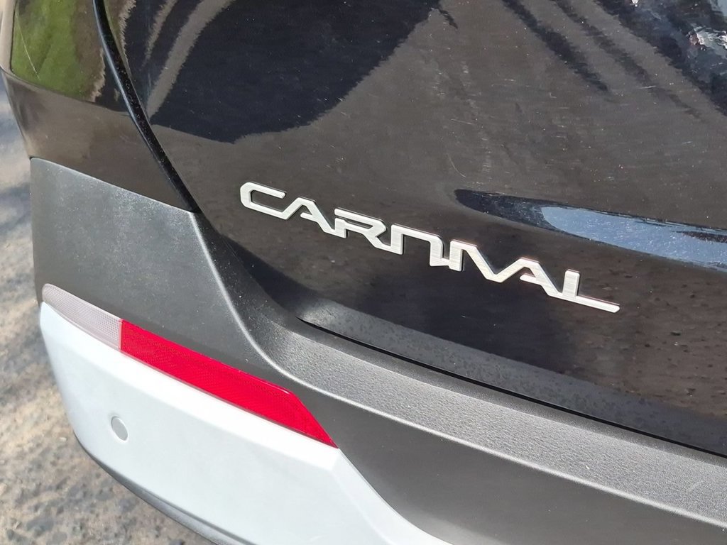 Certified 2026 Kia Carnival LXS FWD image 32
