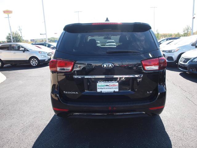 Used 2015 Kia Sedona LX w/ LX Convenience Package FWD image 2