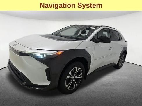 Used 2023 Toyota bZ4X AWD w/ Weather Package image 4