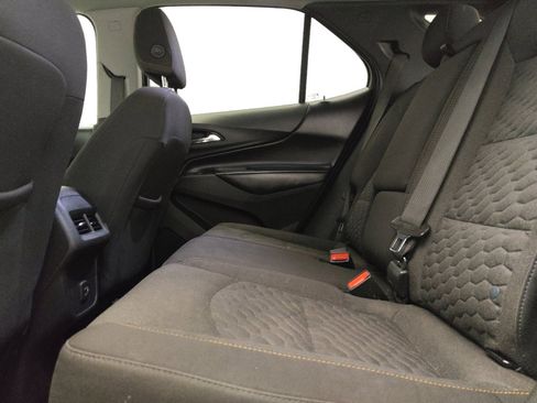 Used 2021 Chevrolet Equinox LT AWD/4WD image 18