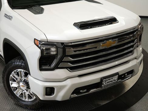 Certified 2024 Chevrolet Silverado 3500 High Country w/ High Country Premium Package AWD/4WD image 66