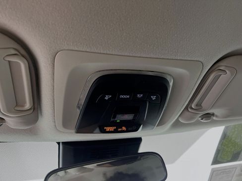 Used 2024 Toyota Corolla LE image 21