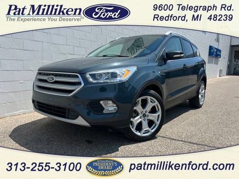 Certified 2019 Ford Escape Titanium AWD/4WD image 1