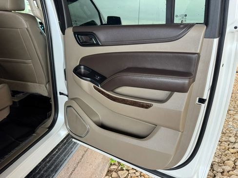 Used 2017 Chevrolet Suburban LT w/ Texas Edition Package RWD image 26