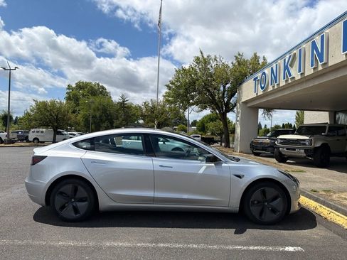 Used 2018 Tesla Model 3 Long Range RWD image 6