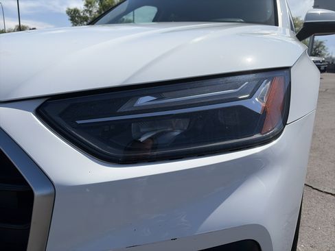 Used 2021 Audi Q5 2.0T Premium w/ Convenience Package AWD/4WD image 12
