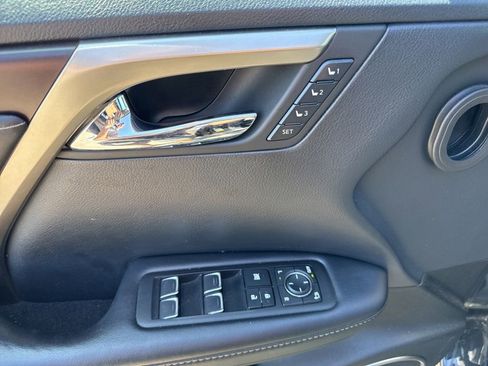 Used 2022 Lexus RX 450h AWD w/ Premium Package image 15