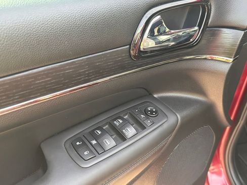 Used 2019 Jeep Grand Cherokee High Altitude image 9