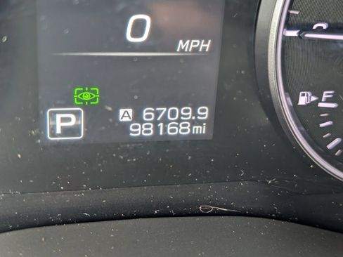 Used 2023 Subaru Ascent Limited AWD/4WD image 10