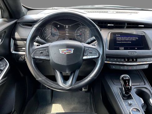 Used 2022 Cadillac XT4 Sport w/ Enhanced Visibility Package AWD/4WD image 2