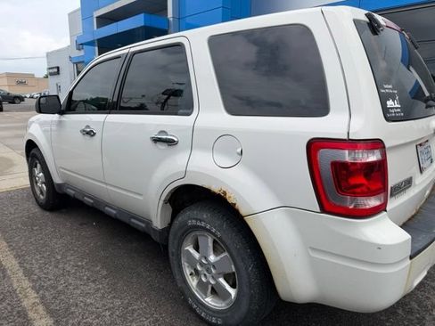 Used 2012 Ford Escape XLS AWD/4WD image 10