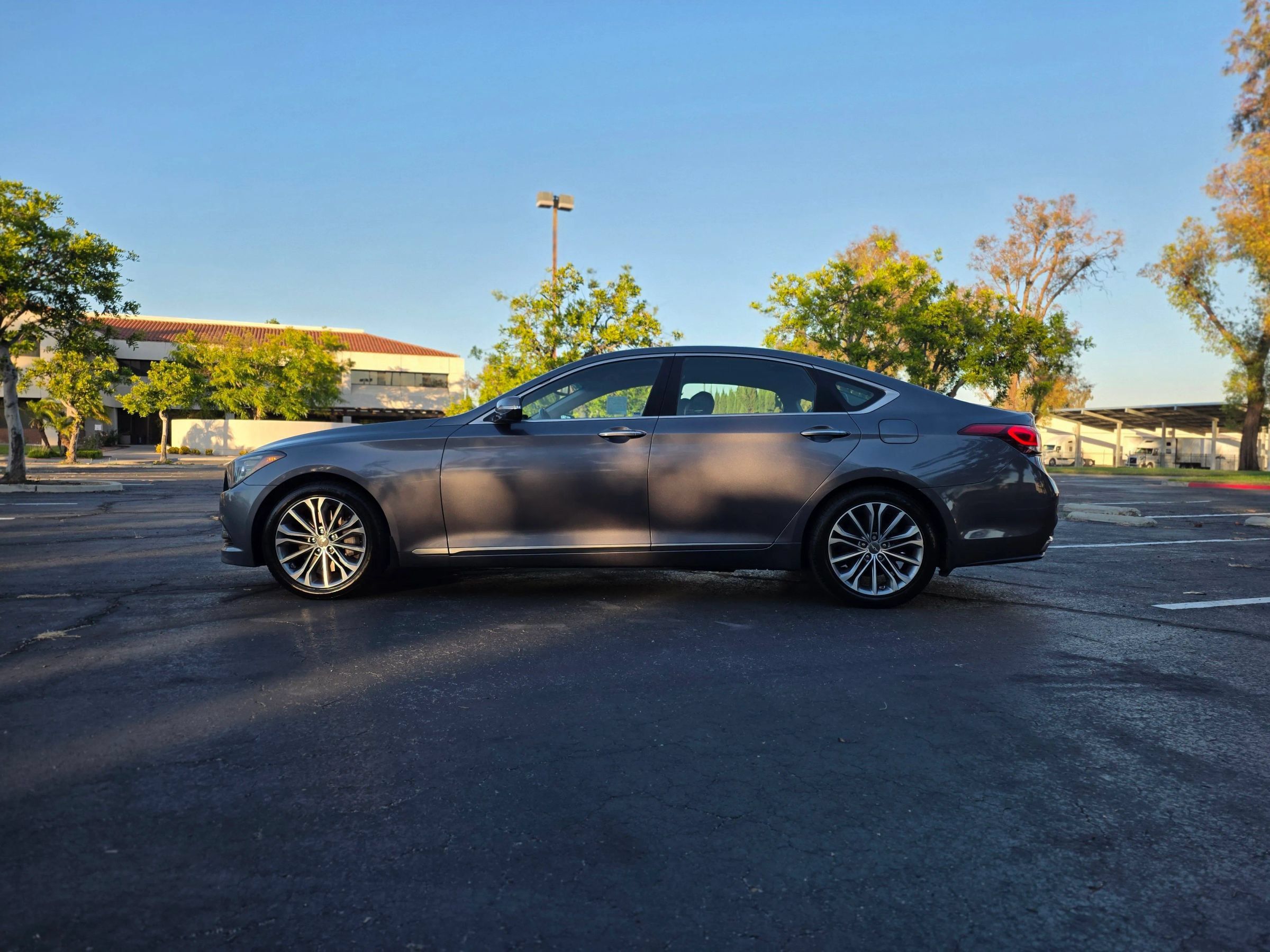 Used 2016 Hyundai Genesis 3.8 w/ Option Group 02 RWD image 8