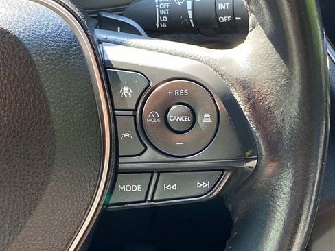 Used 2023 Toyota Corolla Cross AWD Hybrid image 19