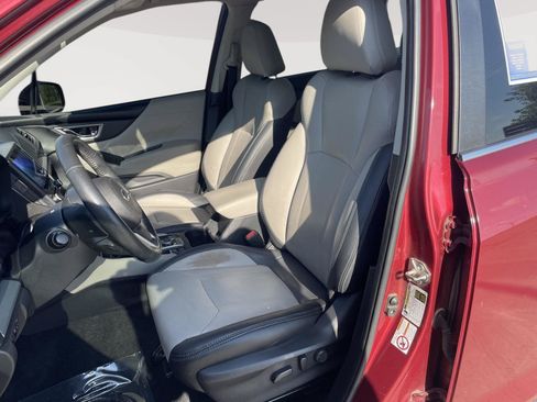 Used 2019 Subaru Forester Limited AWD/4WD image 5