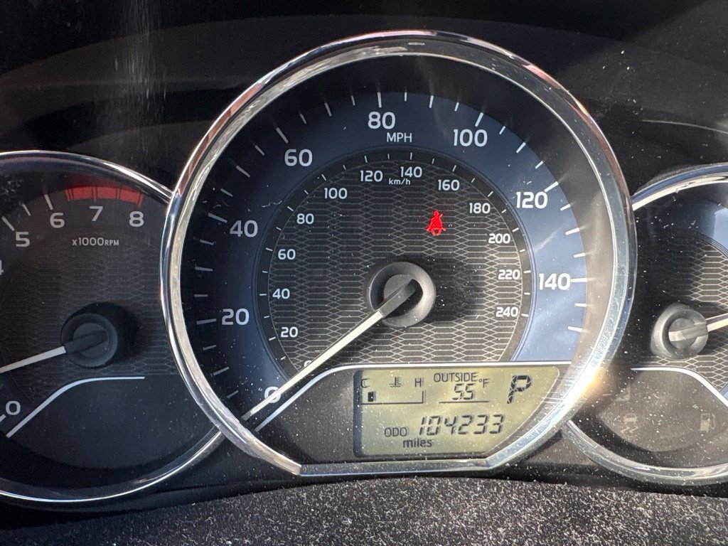 Used 2014 Toyota Corolla LE FWD image 27