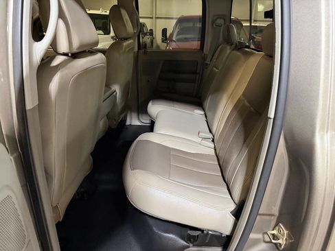 Used 2006 Dodge Ram 2500 Truck SLT image 20