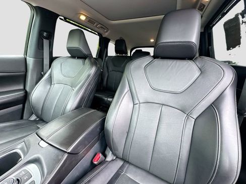 Used 2023 INFINITI QX60 Sensory w/ Cargo Package AWD/4WD image 24