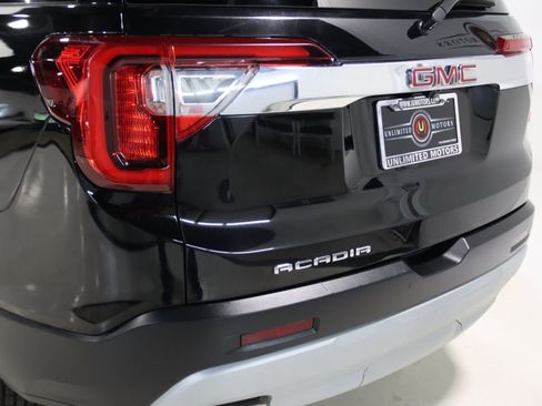 Used 2023 GMC Acadia SLE FWD image 17
