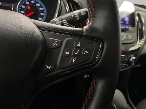 Used 2024 Chevrolet Equinox RS AWD/4WD image 17