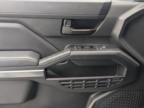 New 2026 Toyota Tacoma SR5 AWD/4WD image 11