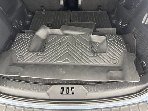Used 2025 Ford Explorer ST AWD/4WD image 29