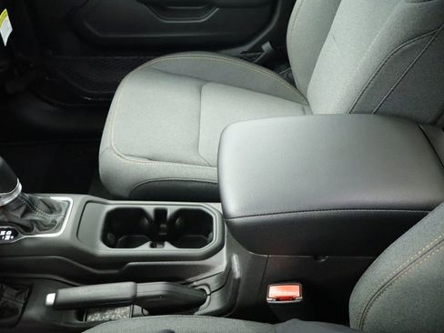 New 2026 Jeep Wrangler Unlimited Sport AWD/4WD image 33