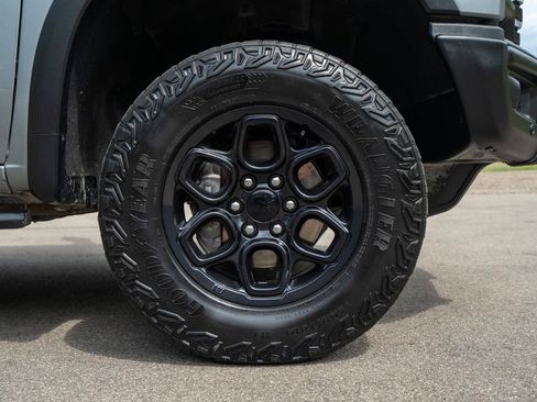 Used 2024 Chevrolet Silverado 1500 ZR2 w/ ZR2 Bison Edition AWD/4WD image 10
