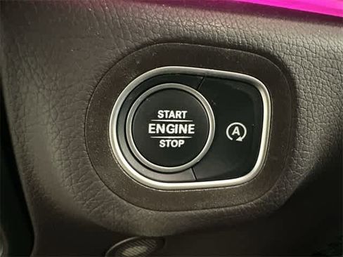 Used 2023 Mercedes-Benz GLE 350 4MATIC image 11