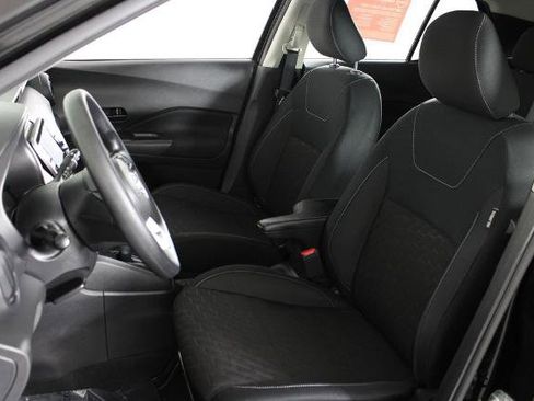 Certified 2022 Nissan Kicks S FWD image 17