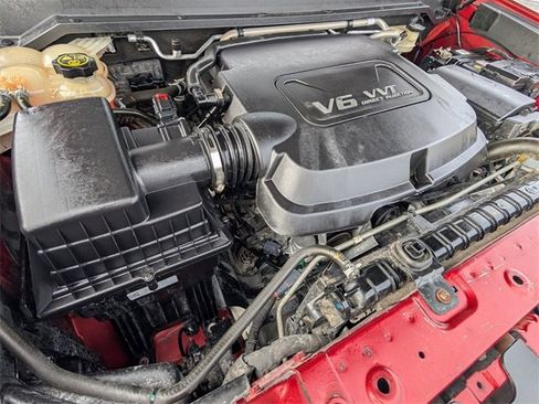 Used 2016 Chevrolet Colorado LT w/ Luxury Package, Chrome image 17