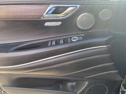 Used 2021 Genesis GV80 3.5T Advanced + image 8