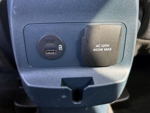 Used 2022 Ford Maverick XL FWD image 18