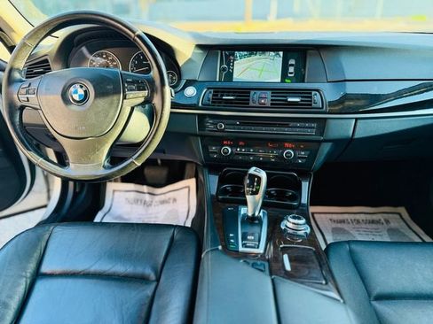 Used 2011 BMW 535i xDrive Sedan image 28