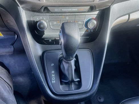 Used 2023 Ford Transit Connect XL FWD image 16