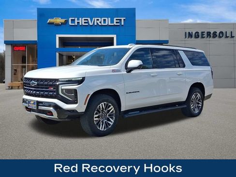 Used 2025 Chevrolet Suburban Z71 AWD/4WD image 34