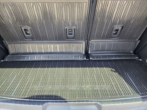 Used 2022 Ford Expedition Platinum RWD image 31