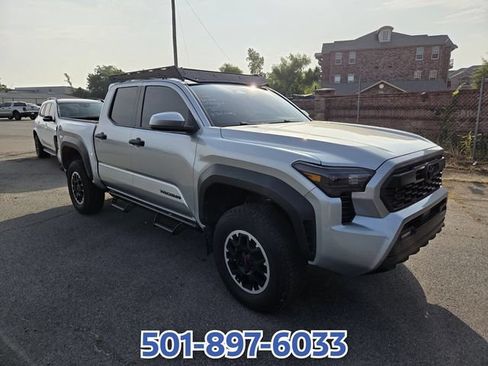 Used 2024 Toyota Tacoma TRD Off-Road AWD/4WD image 3