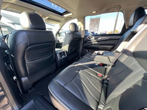Used 2020 INFINITI QX60 Luxe w/ Essential Package image 18