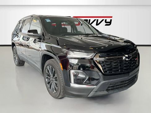 Used 2023 Chevrolet Traverse RS w/ LPO, Floor Liner Package FWD image 2