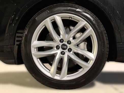 Used 2025 Audi Q7 3.0T Premium Plus w/ Premium Plus Package AWD/4WD image 11