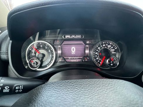 Used 2020 RAM 1500 Laramie AWD/4WD image 17