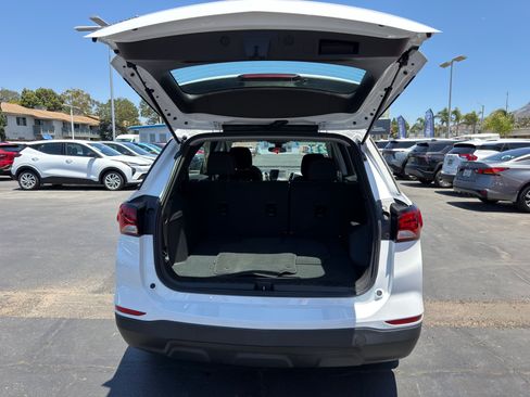 Used 2023 Chevrolet Equinox LS w/ LPO, Cargo Package FWD image 14