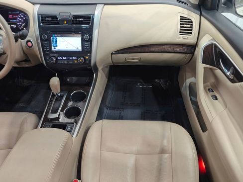 Used 2015 Nissan Altima 2.5 SL w/ Technology Package FWD image 24